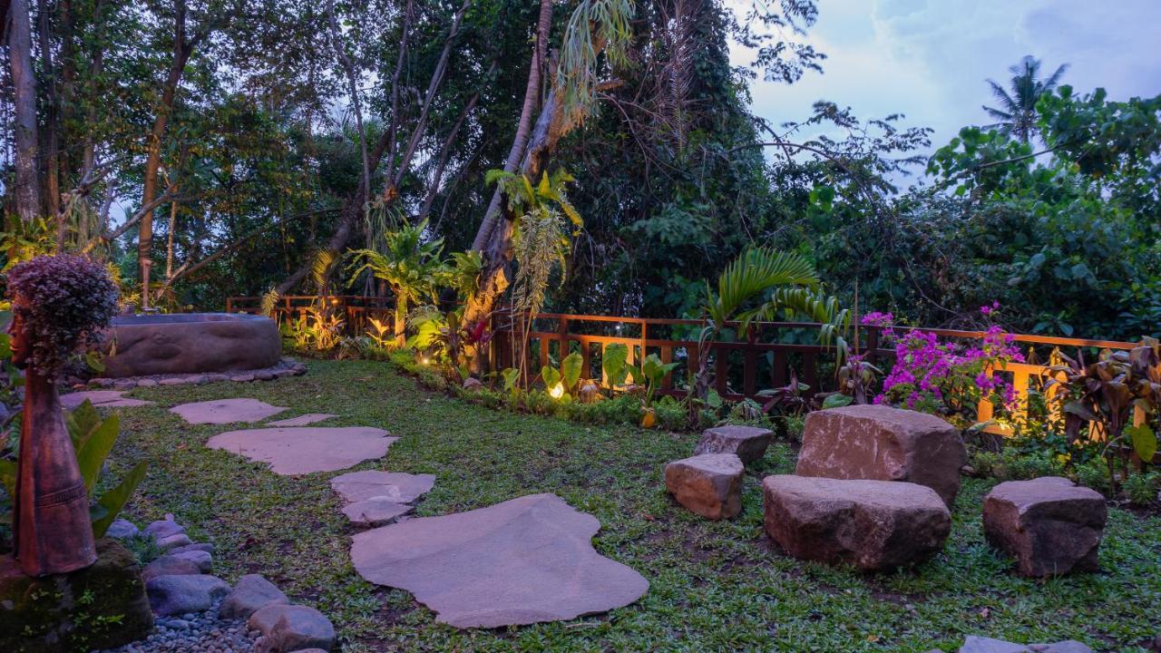 Homayoon Private Villa Ubud Экстерьер фото