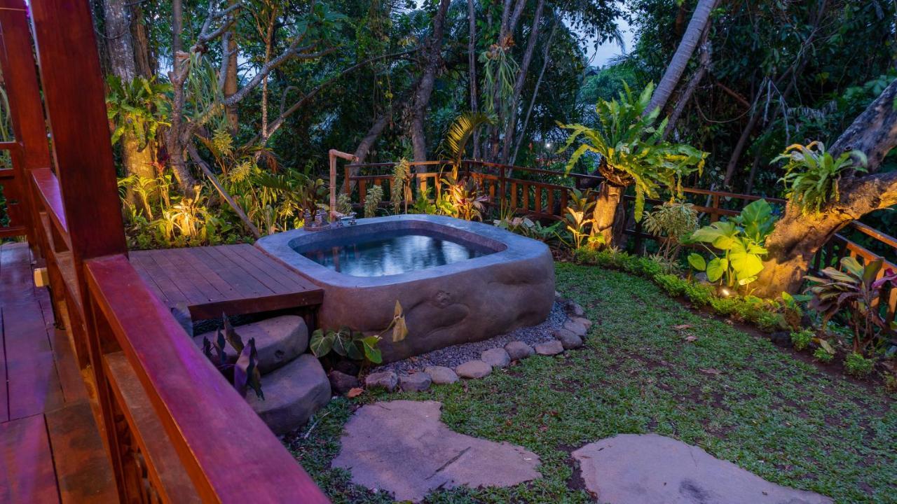 Homayoon Private Villa Ubud Экстерьер фото